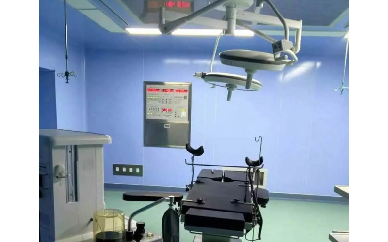 百級層流手術室的標準設計布局和環境管理